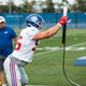 Image for article titled NFL football returns, and so does the flapper look